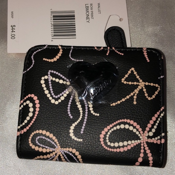 Betsey Johnson Luv Betsey Snap Card Wallet Black With Faux Pearl Bow Print NWT - Picture 14 of 16